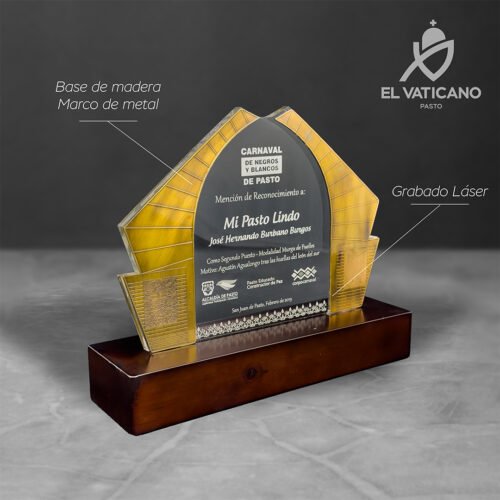 Reconocimiento/Placa Arco Carnaval en acrílico con base de madera - Imagen 1