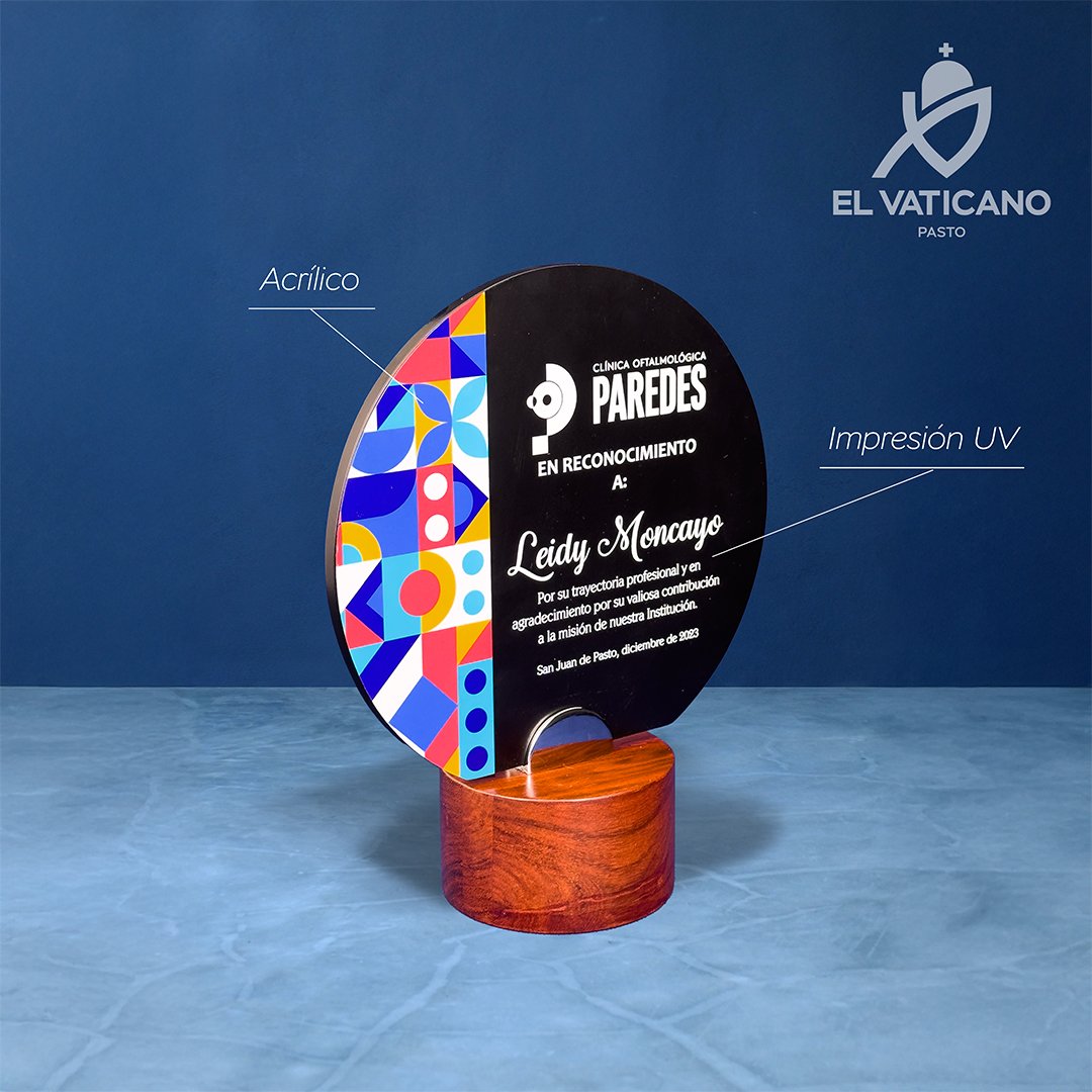Placa negra en madera impresa en UV