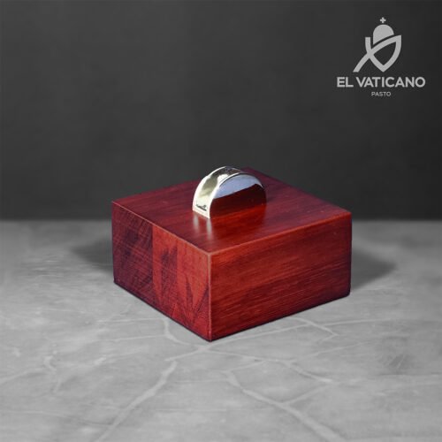 Taco de madera para Trofeo / Placa Cuadrado Vino Tinto - Imagen 1