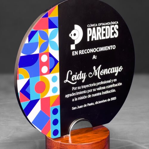 Placa negra en acrílica impresa en UV - Imagen 2