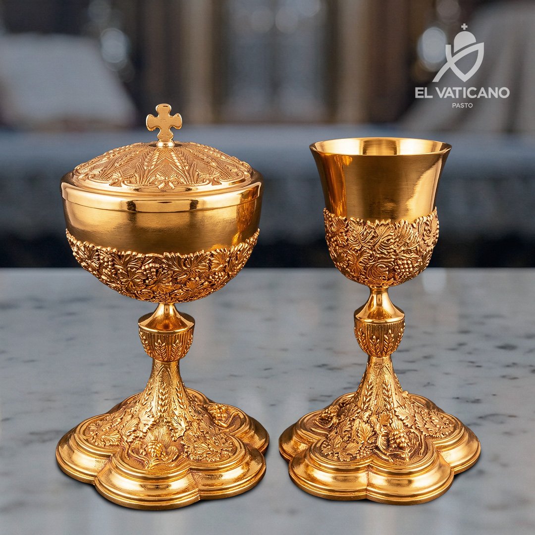 Juego de Copón y Cáliz de Lujo - Uvas y trigo dorado