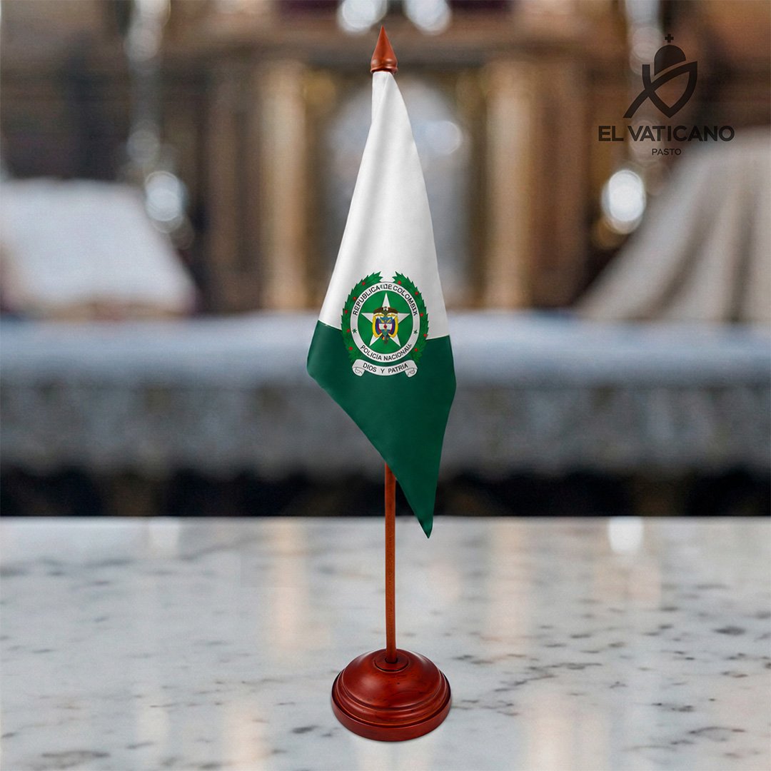 Asta de bandera para mesa Policia Nacional de Colombia