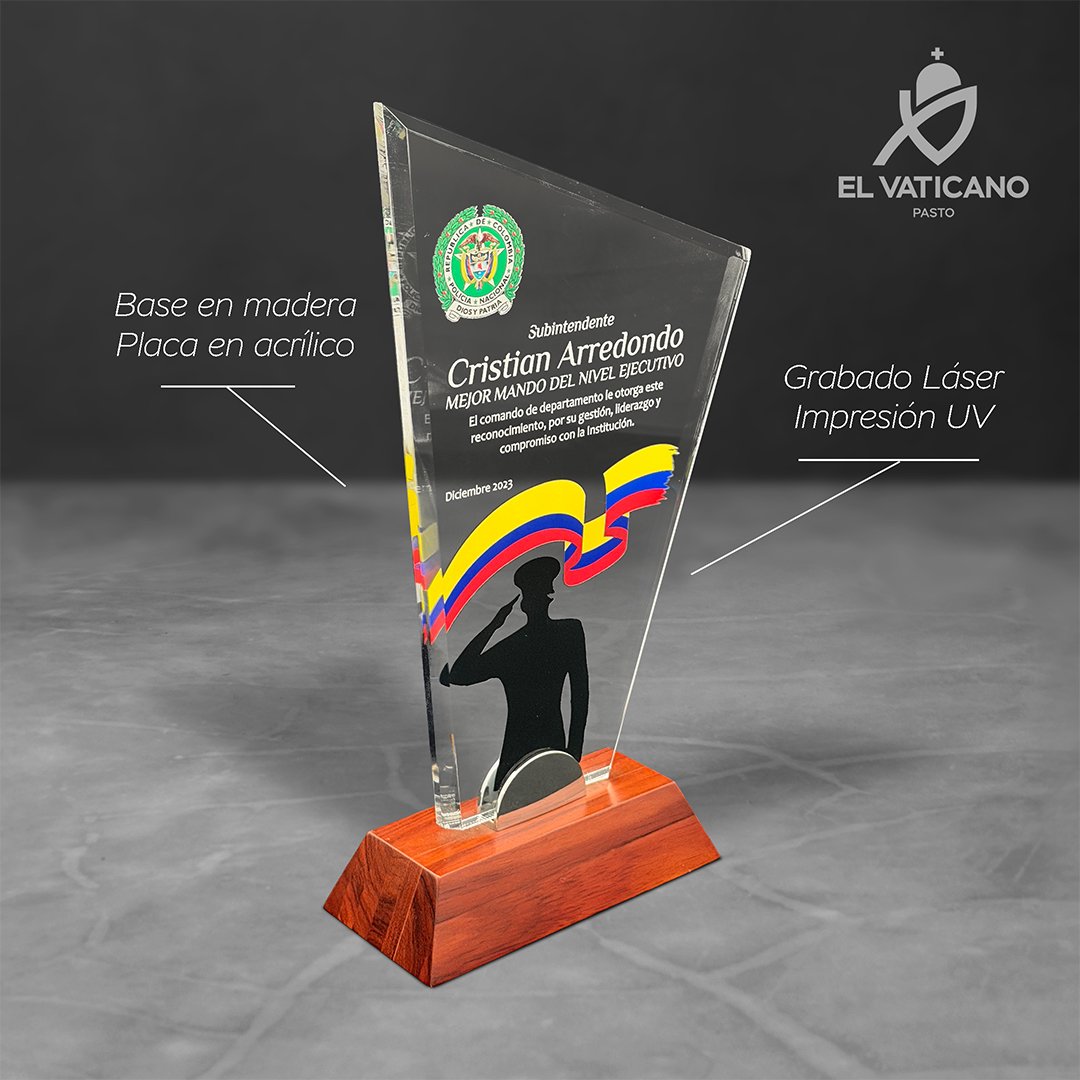 Placa de acrílico con base de madera personalizada