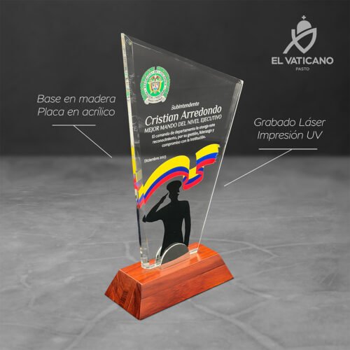 Placa de acrílico con base de madera personalizada - Imagen 1