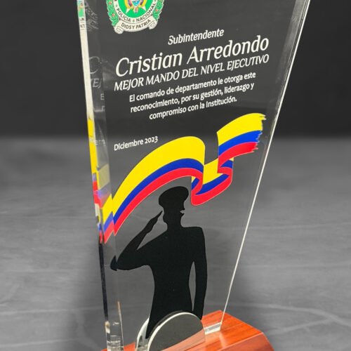 Placa de acrílico con base de madera personalizada - Imagen 2