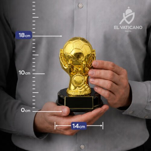 Trofeo Manos con balón pequeño en resina - Imagen 2