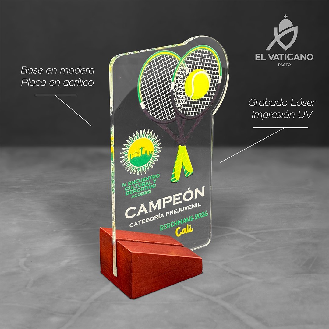 Placa de acrílico transparente Tenis con base en madera