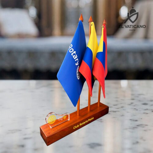 Astas de banderas con base de madera Rotary - Imagen 1